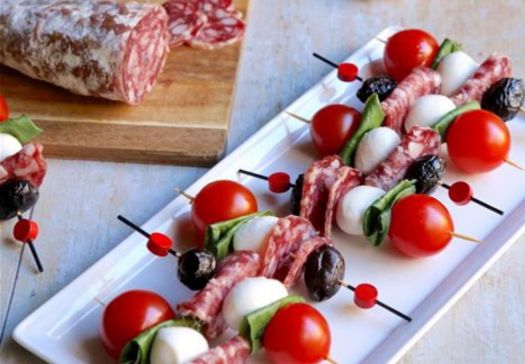 Brochettes apéro saucisson : l'idée apéro rapide et gourmande de l'été