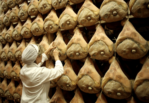 Jambon cru ou jambon sec : quelle différence ?